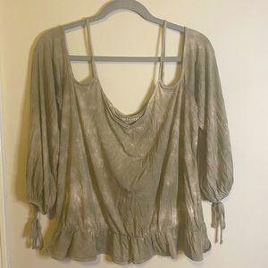 Soft comfy T top by American Eagle Outfitters